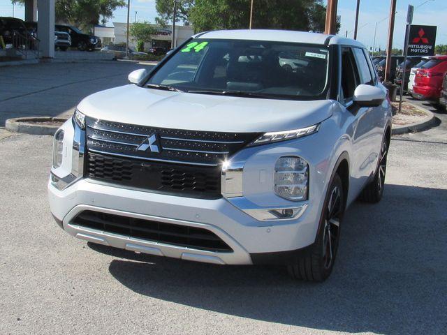 used 2024 Mitsubishi Outlander car, priced at $22,541