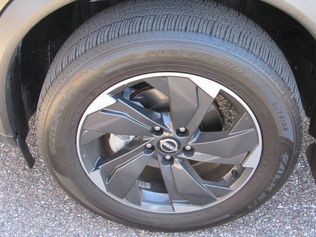 used 2025 Nissan Rogue car, priced at $23,098