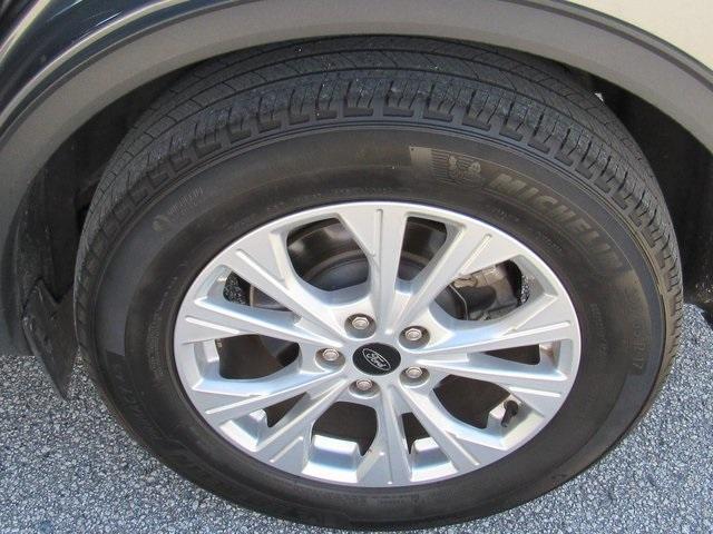 used 2024 Ford Escape car, priced at $17,999