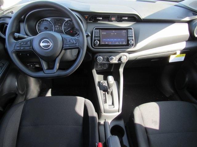 new 2025 Nissan Kicks Play car, priced at $19,525