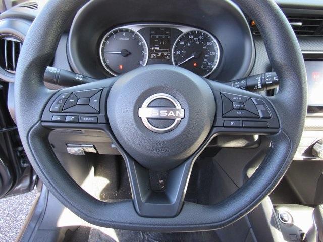 new 2025 Nissan Kicks Play car, priced at $20,024