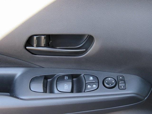 new 2025 Nissan Kicks Play car, priced at $20,024