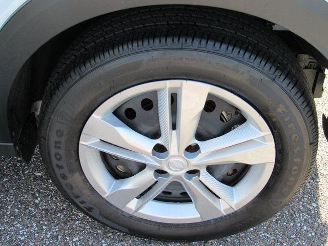 new 2025 Nissan Kicks Play car, priced at $19,525