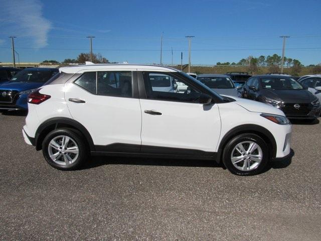 new 2025 Nissan Kicks Play car, priced at $19,525