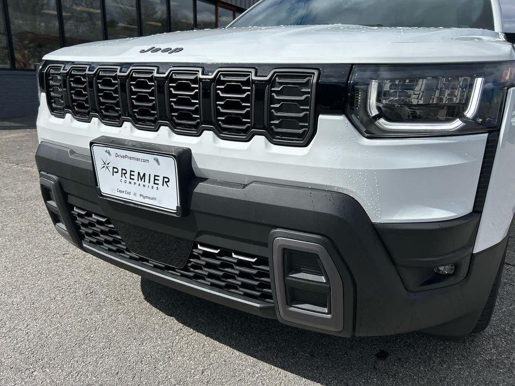 new 2026 Jeep Cherokee car, priced at $40,594