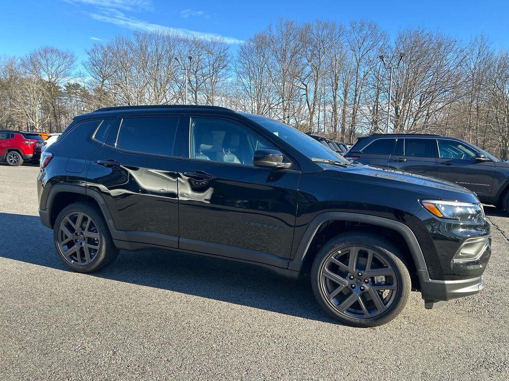new 2026 Jeep Compass car, priced at $32,000