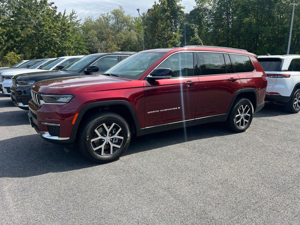 new 2025 Jeep Grand Cherokee L car, priced at $47,500
