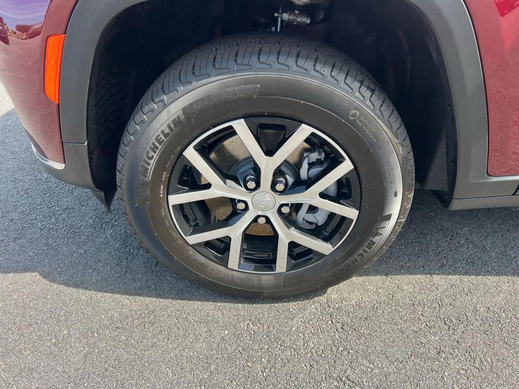 new 2025 Jeep Grand Cherokee L car, priced at $47,500