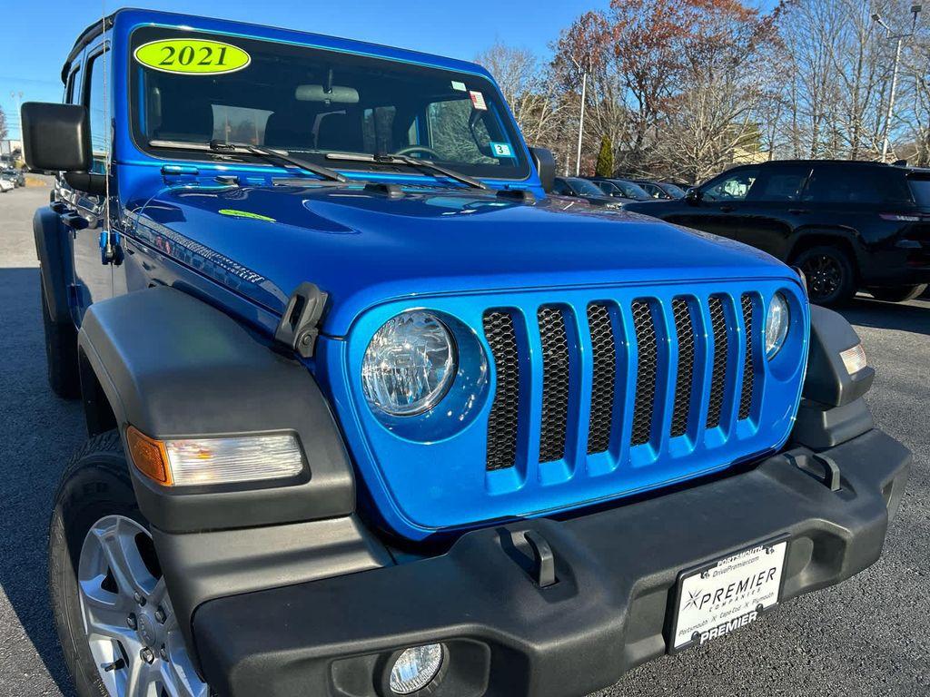 used 2021 Jeep Wrangler Unlimited car, priced at $25,275