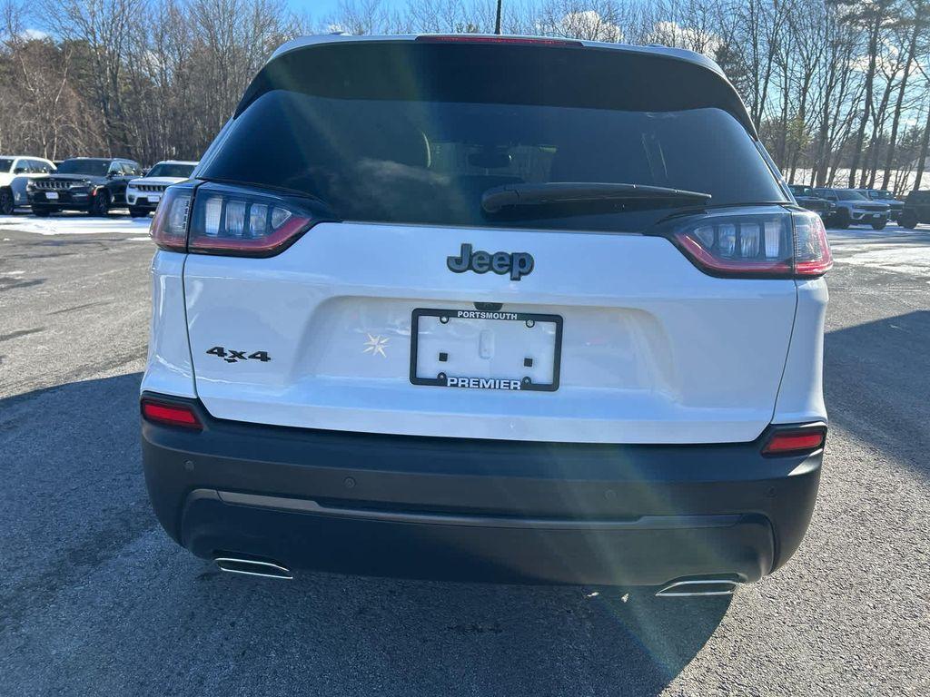 used 2021 Jeep Cherokee car, priced at $21,275