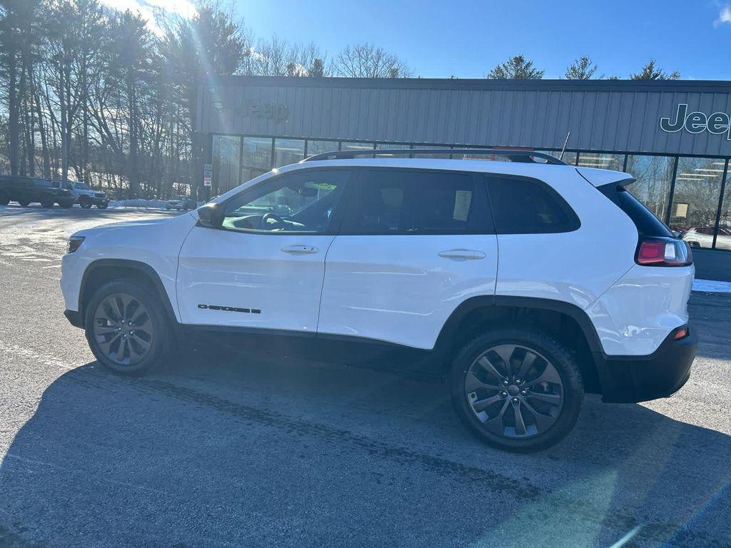 used 2021 Jeep Cherokee car, priced at $21,275
