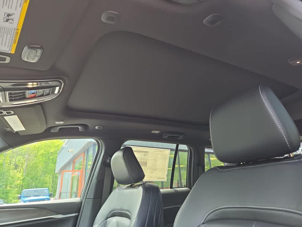 new 2026 Jeep Grand Cherokee car, priced at $46,349