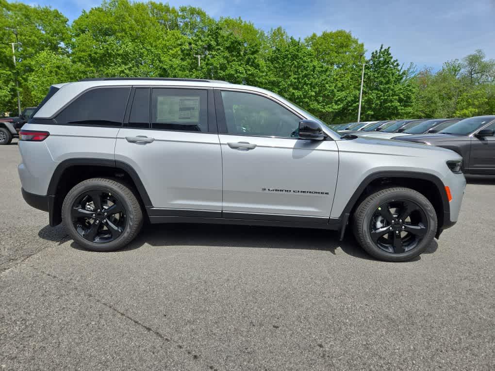 new 2026 Jeep Grand Cherokee car, priced at $46,349