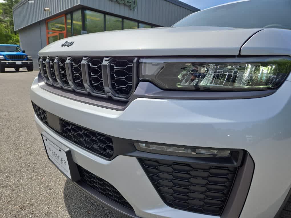 new 2026 Jeep Grand Cherokee car, priced at $46,349