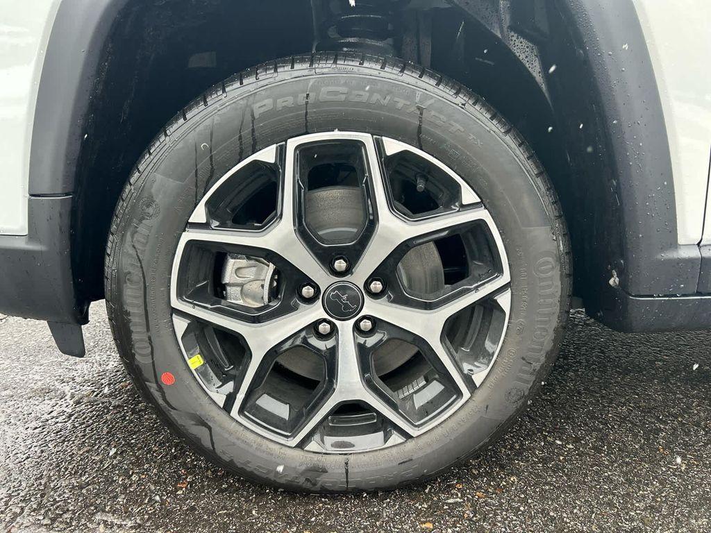 new 2026 Jeep Compass car, priced at $35,000