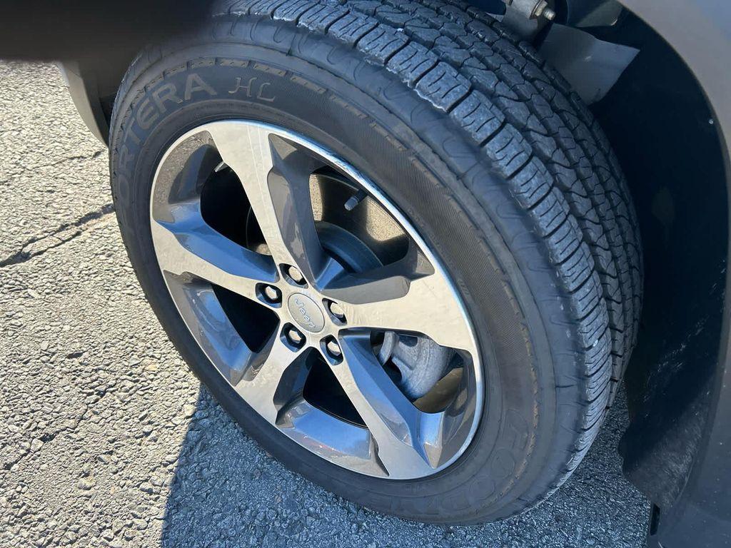 used 2022 Jeep Grand Cherokee 4xe car, priced at $25,875