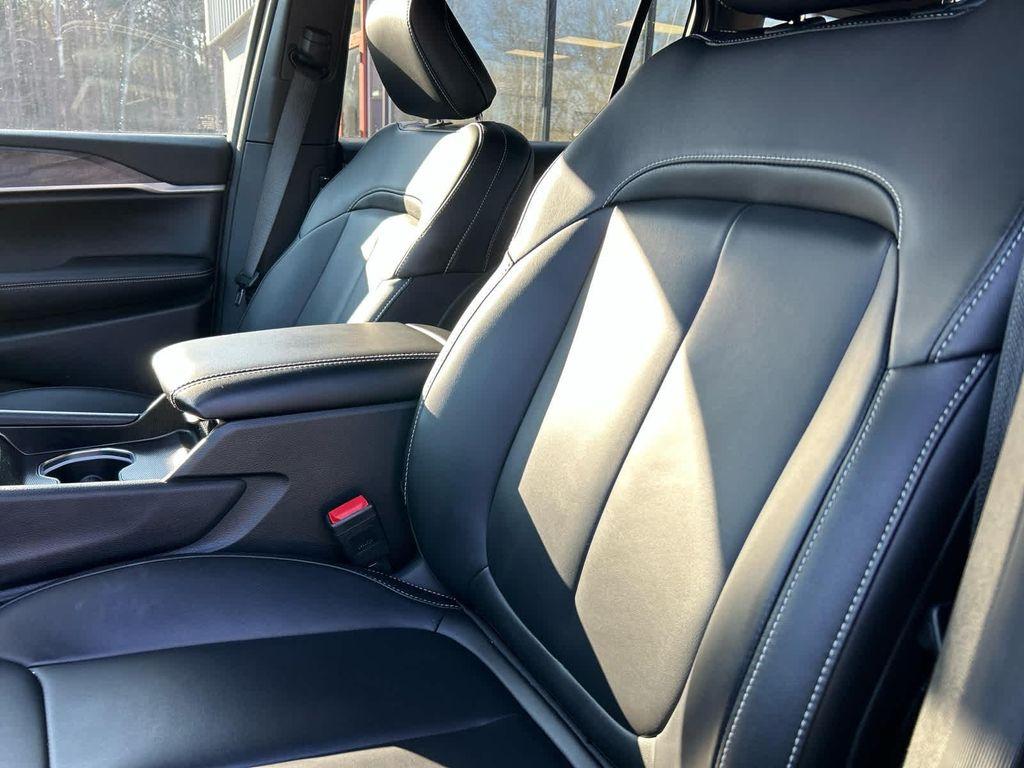 used 2025 Jeep Grand Cherokee L car, priced at $49,675