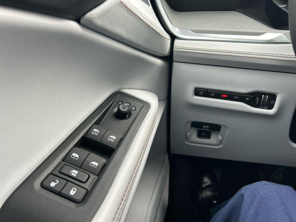 new 2026 Jeep Cherokee car, priced at $40,856