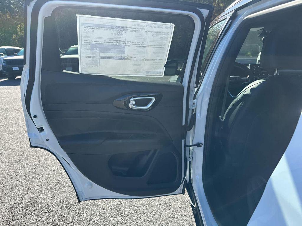 new 2026 Jeep Compass car, priced at $32,000