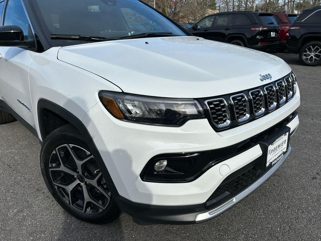 new 2026 Jeep Compass car, priced at $32,500