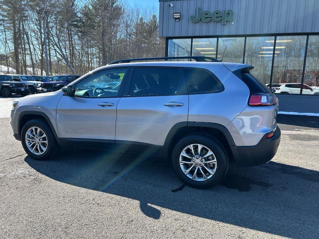 used 2022 Jeep Cherokee car, priced at $23,675