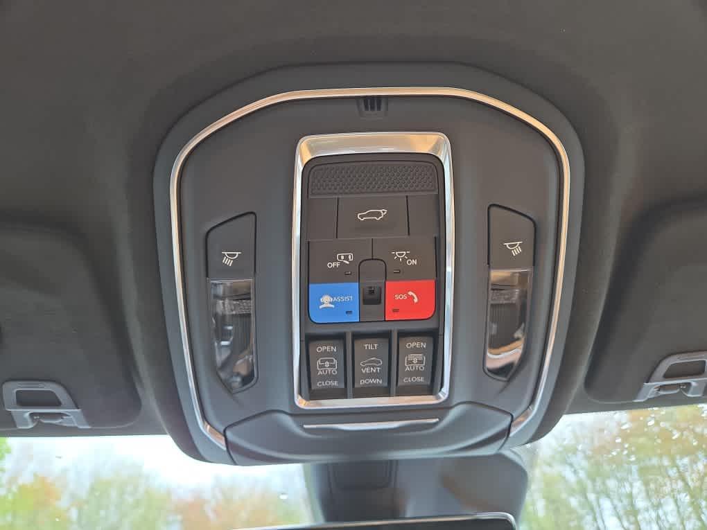 new 2026 Jeep Grand Cherokee car, priced at $59,409