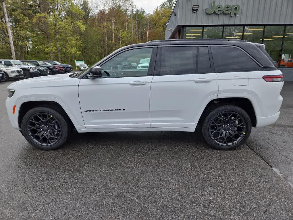 new 2026 Jeep Grand Cherokee car, priced at $59,409