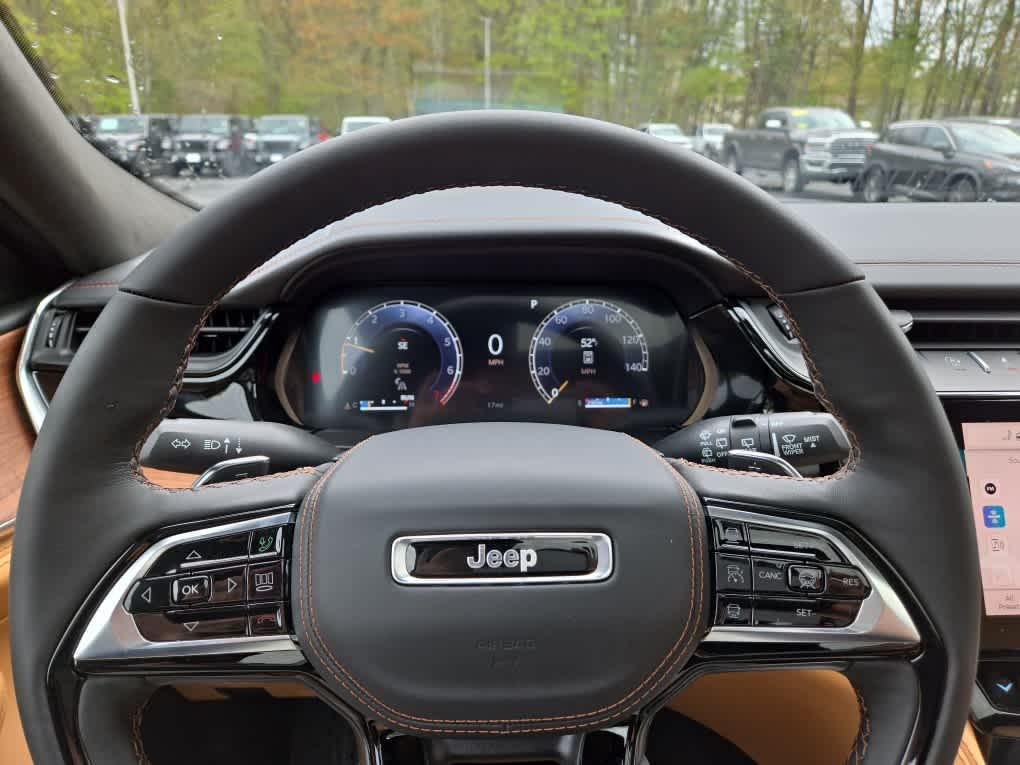 new 2026 Jeep Grand Cherokee car, priced at $59,409