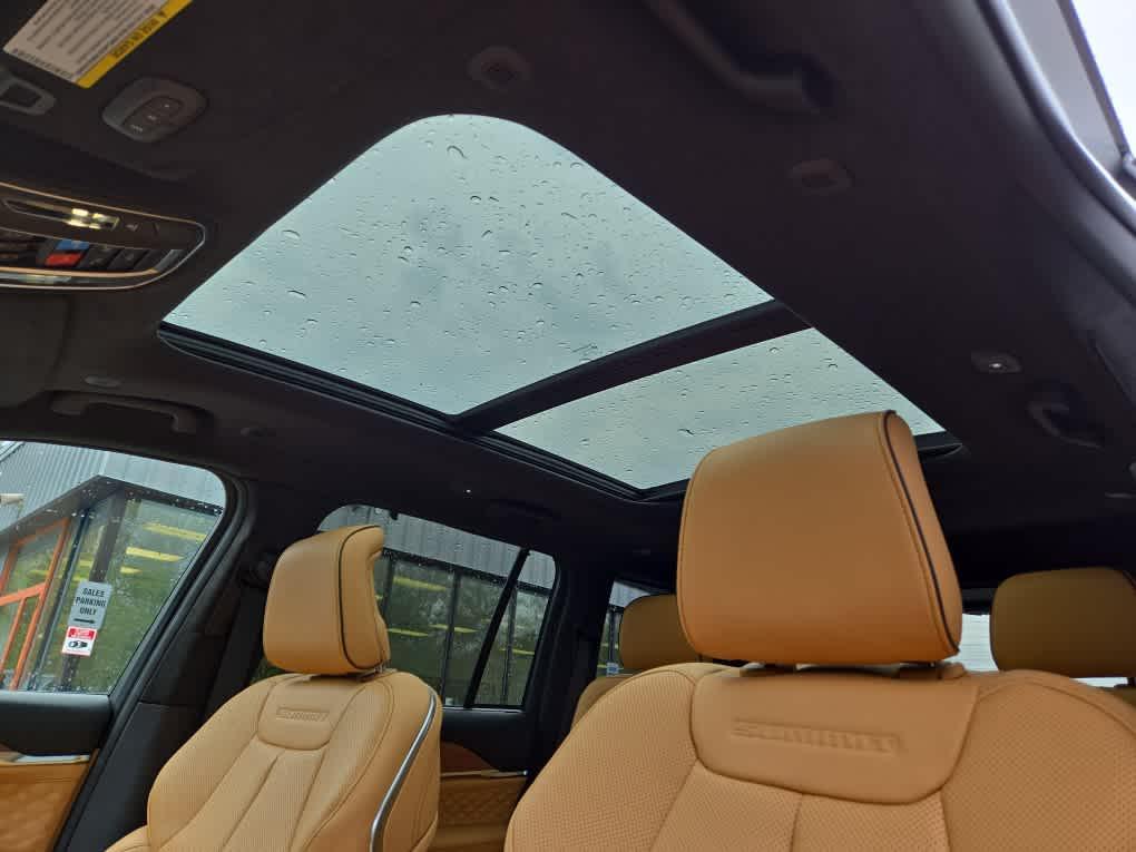 new 2026 Jeep Grand Cherokee car, priced at $59,409