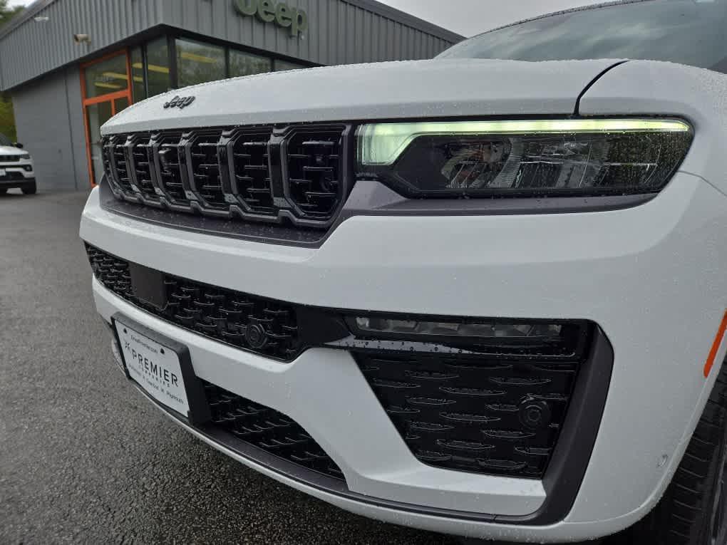 new 2026 Jeep Grand Cherokee car, priced at $59,409