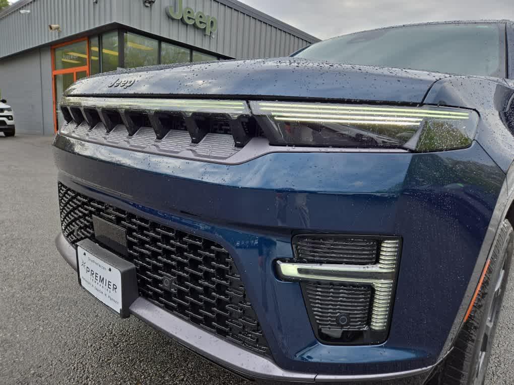 new 2026 Jeep Grand Wagoneer car, priced at $80,364