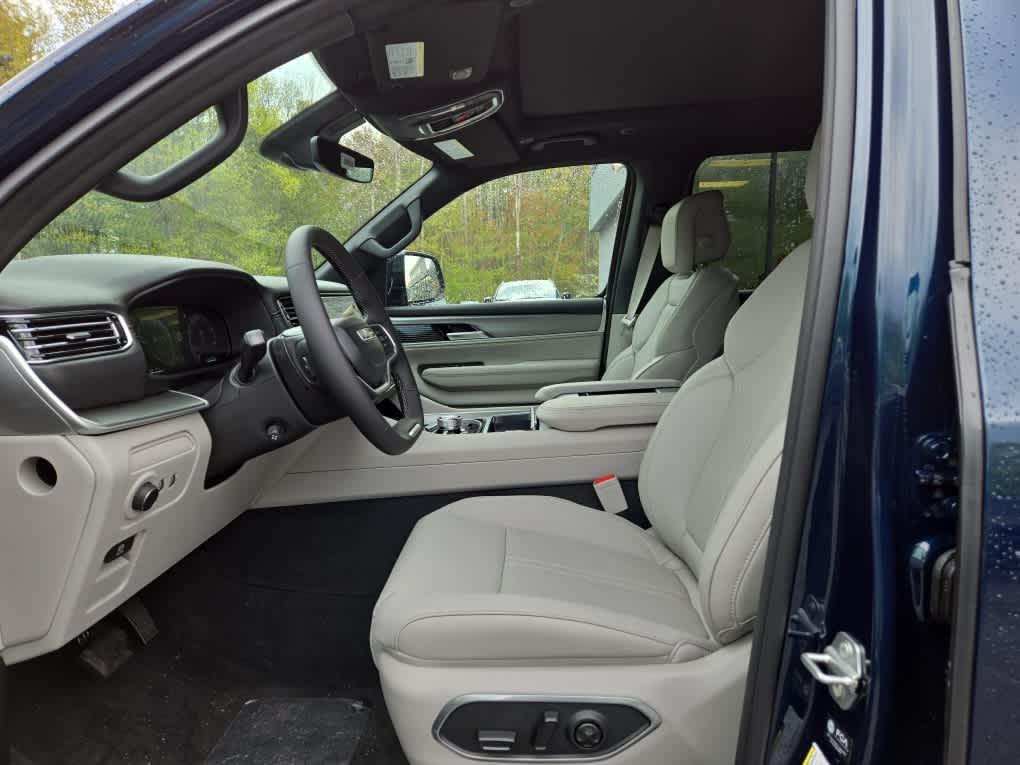 new 2026 Jeep Grand Wagoneer car, priced at $80,364