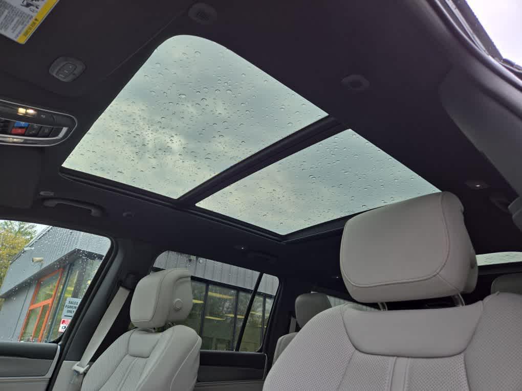 new 2026 Jeep Grand Wagoneer car, priced at $80,364