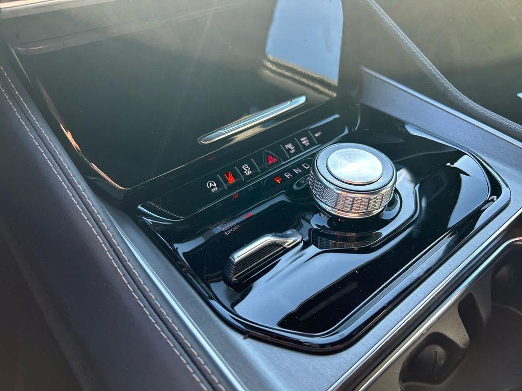 new 2026 Jeep Grand Wagoneer car, priced at $75,594