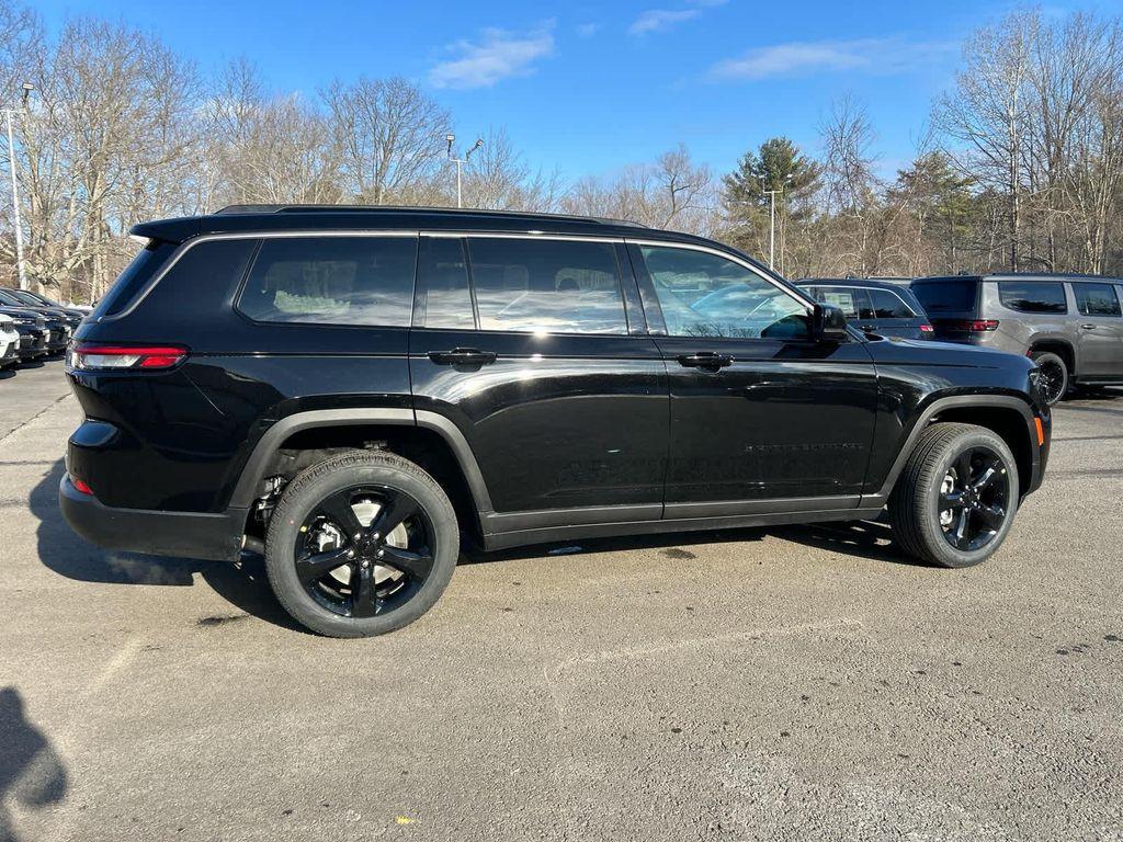 new 2026 Jeep Grand Cherokee L car, priced at $52,805