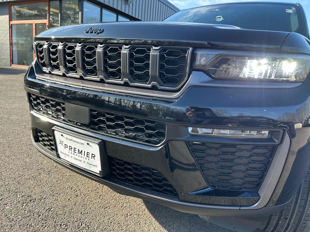 new 2026 Jeep Grand Cherokee L car, priced at $52,805