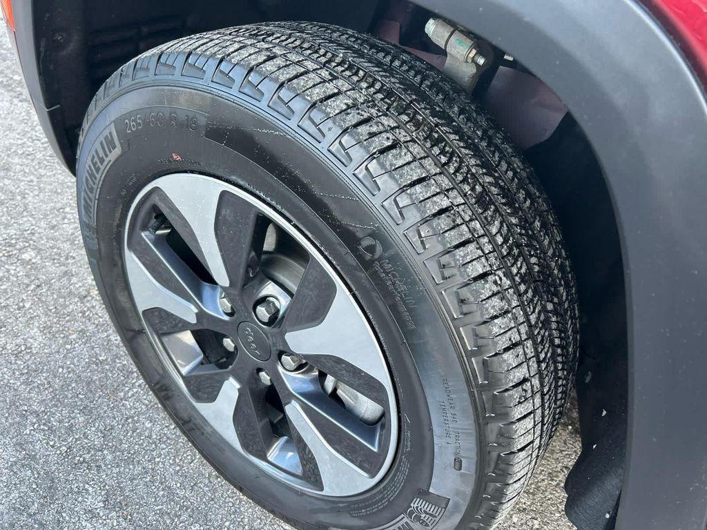 used 2023 Jeep Grand Cherokee 4xe car, priced at $30,275