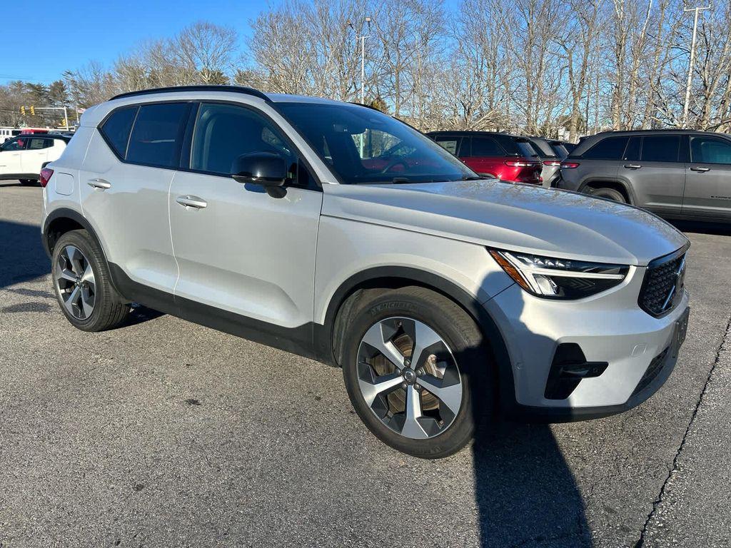 used 2023 Volvo XC40 car, priced at $28,275