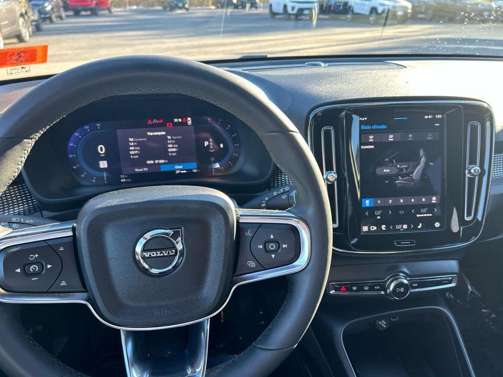 used 2023 Volvo XC40 car, priced at $28,275