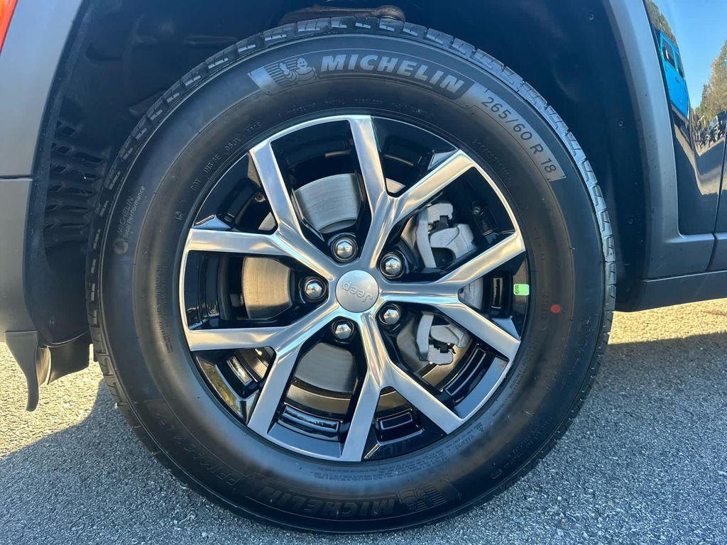 new 2025 Jeep Grand Cherokee L car, priced at $46,500