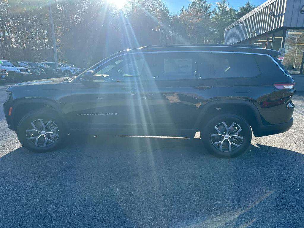 new 2025 Jeep Grand Cherokee L car, priced at $46,500