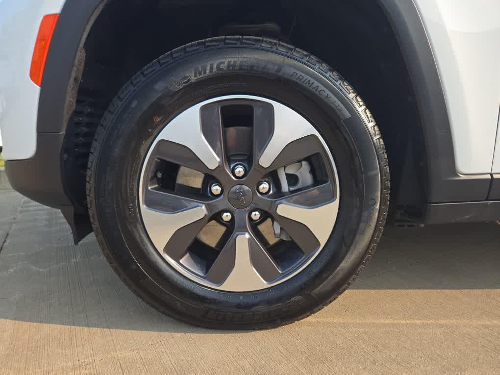 used 2023 Jeep Grand Cherokee 4xe car, priced at $26,125