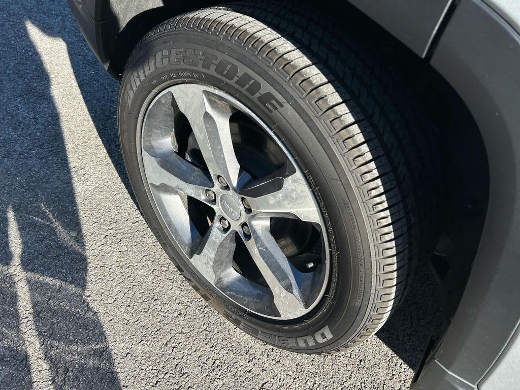 used 2023 Jeep Grand Cherokee 4xe car, priced at $26,975