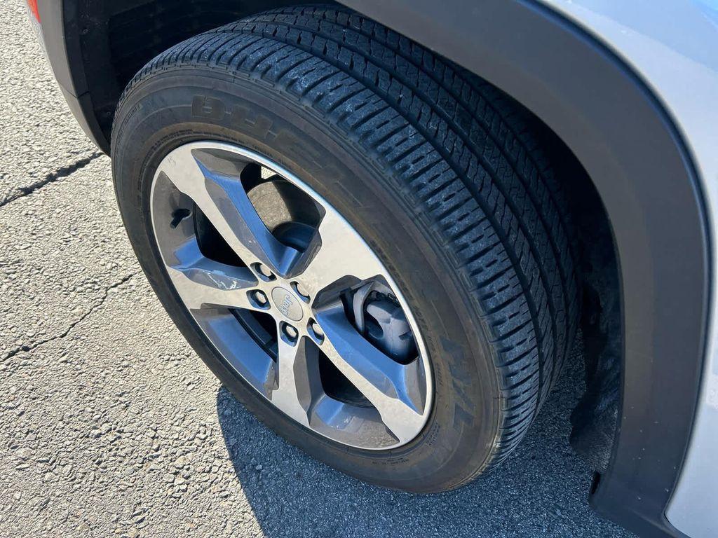 used 2023 Jeep Grand Cherokee 4xe car, priced at $26,975