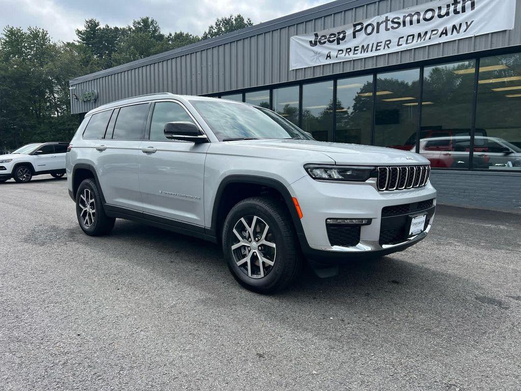 new 2025 Jeep Grand Cherokee L car, priced at $45,500