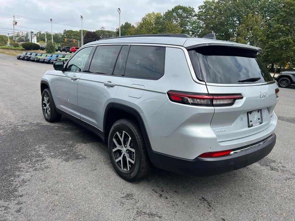 new 2025 Jeep Grand Cherokee L car, priced at $45,500