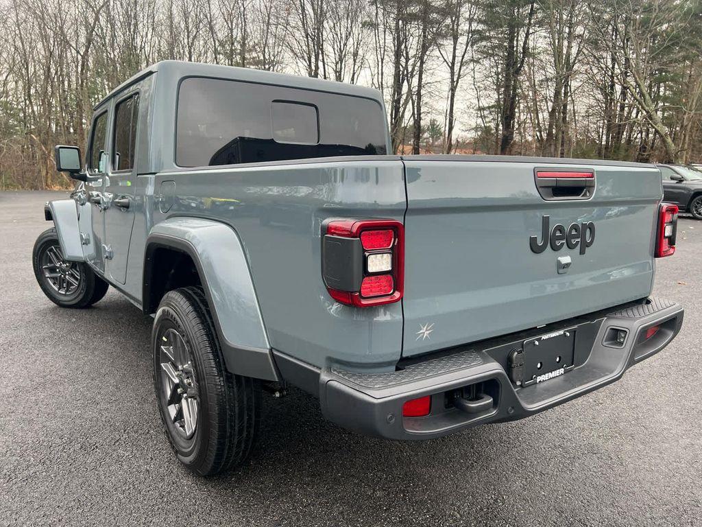 new 2026 Jeep Gladiator car, priced at $48,000