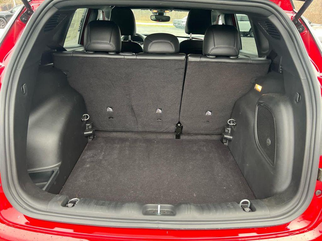 new 2025 Jeep Compass car, priced at $31,500