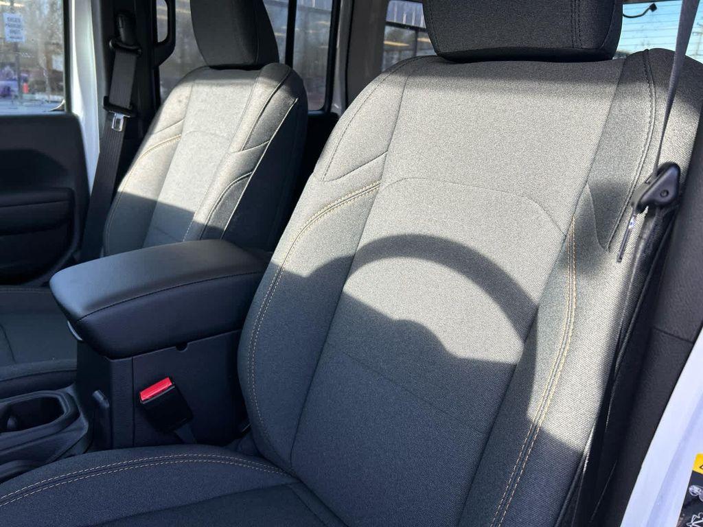 new 2025 Jeep Wrangler car, priced at $38,500