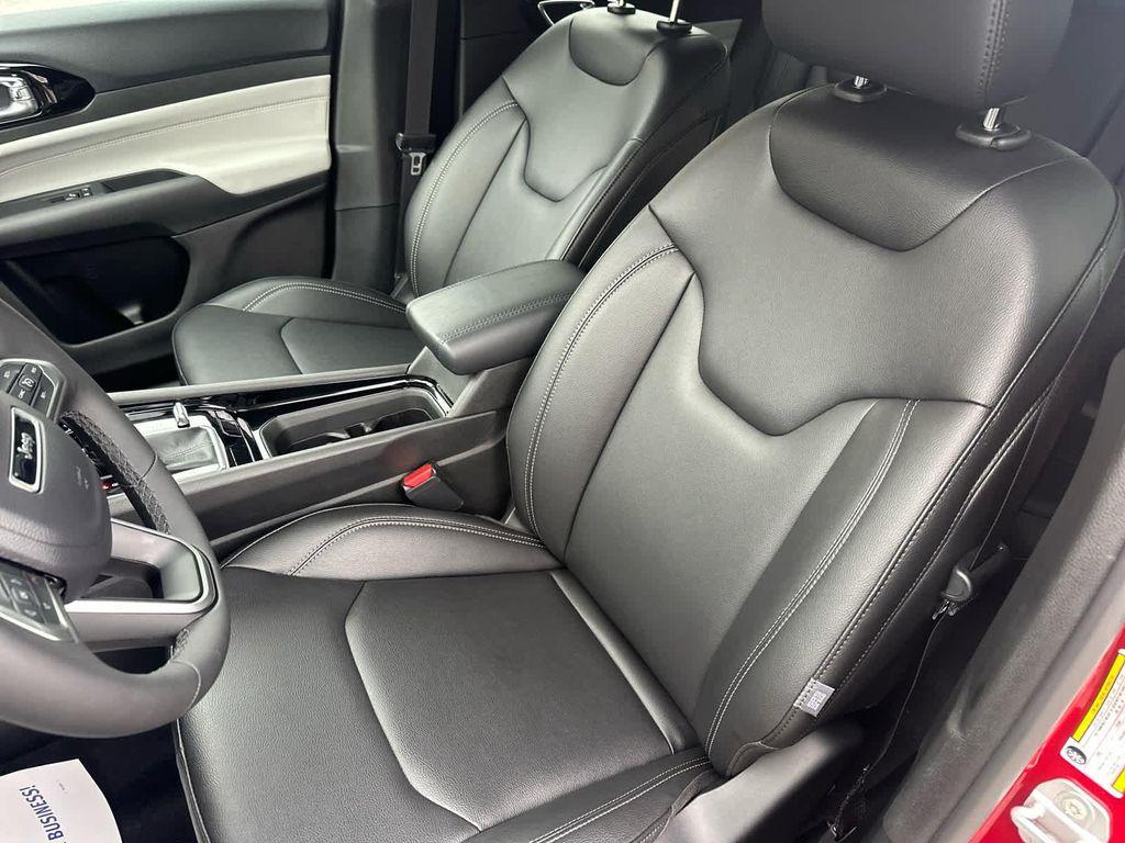 new 2026 Jeep Compass car, priced at $31,905